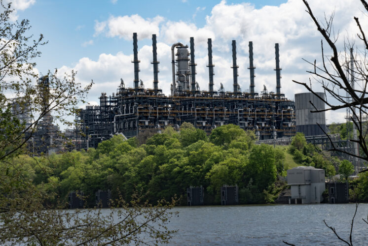 Pennsylvania’s fossil fuel tax revenue lags far behind other energy states, report says